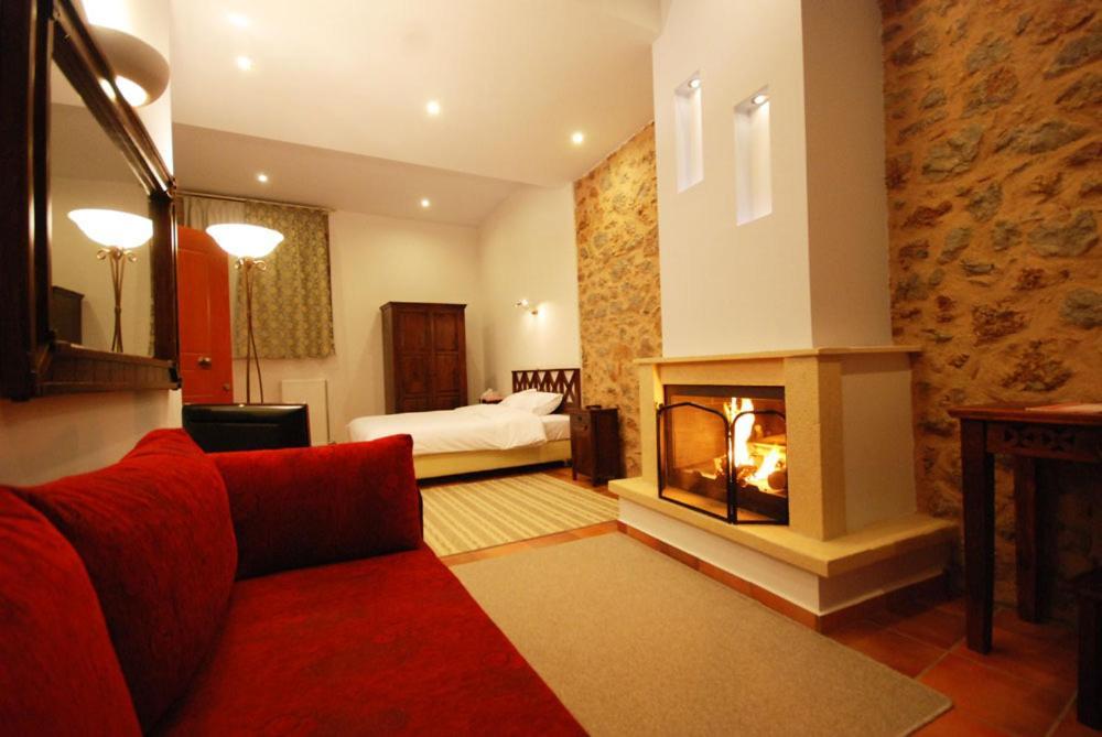 Hotel Parnassos Aráhova Szoba fotó
